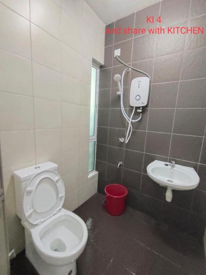Karak Indah Homestay Стая снимка